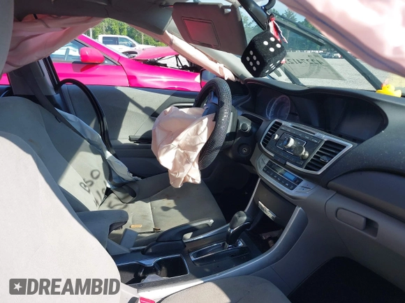2013 Honda Accord LX z VIN 1HGCR2F35DA021542, wystawiony jako IAAI lot #42274123 z przebiegiem Nie podano mil oraz . Historia ofert i sprzedaży dostępna na DreamBid. Obrazek 5.