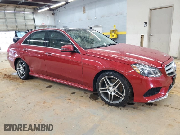 2014 Mercedes-Benz E 350 Luxury with VIN WDDHF8JB8EB050792, listed as a Copart auction lot 41725425 with 83,855 mi miles and Salvage Title. Bid and sale history available at DreamBid. Image 4.