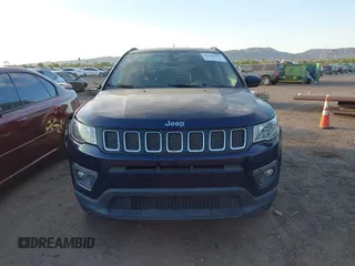 2017 Jeep Compass Latitude z VIN 3C4NJCBB2HT682199, wystawiony jako IAAI lot #42180451 z przebiegiem 111 557 mil mil oraz . Historia ofert i sprzedaży dostępna na DreamBid. Obrazek 12.