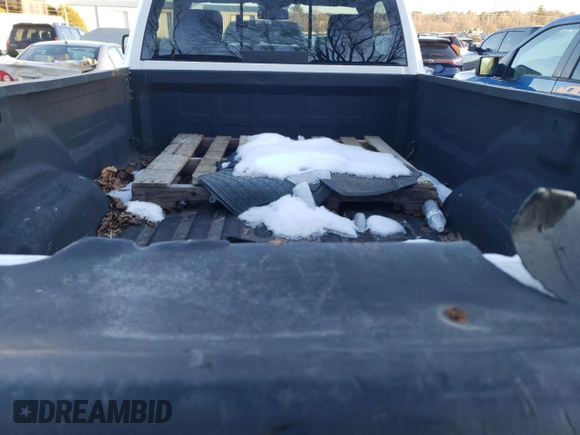 2015 Ram 2500 Tradesman with VIN 3C6MR5AJ9FG667950, listed as a Copart auction lot 44398155 with 113,285 mi miles and Clean Title. Bid and sale history available at carsss.com. Image 10.