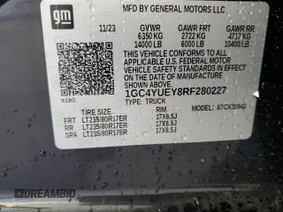 2024 Chevrolet Silverado 3500HD LTZ z VIN 1GC4YUEY8RF280227, wystawiony jako Copart lot #53797205 z przebiegiem 79 583 mil mil oraz Szkody całkowita. Historia ofert i sprzedaży dostępna na DreamBid. Obrazek 13.
