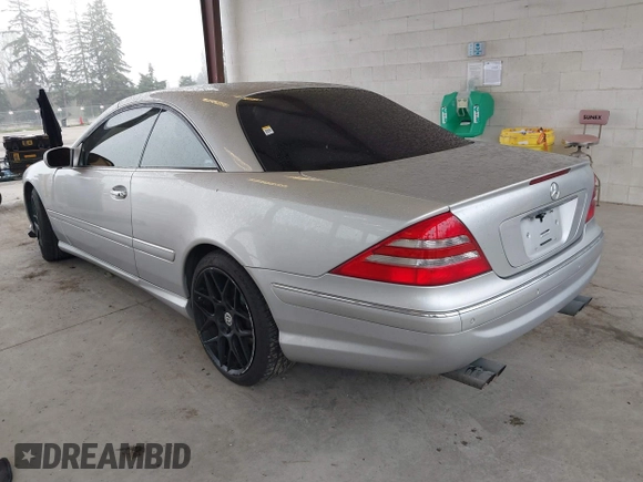 2002 Mercedes-Benz CL 500/600 z VIN WDBPJ75J22A025094, wystawiony jako IAAI lot #41887925 z przebiegiem 76 247 mil mil oraz . Historia ofert i sprzedaży dostępna na DreamBid. Obrazek 3.