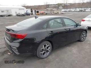 2021 Kia Forte FE with VIN 3KPF24AD1ME270655, listed as a IAAI auction lot 41937171 with 35,081 mi miles and . Bid and sale history available at carsss.com. Image 4.