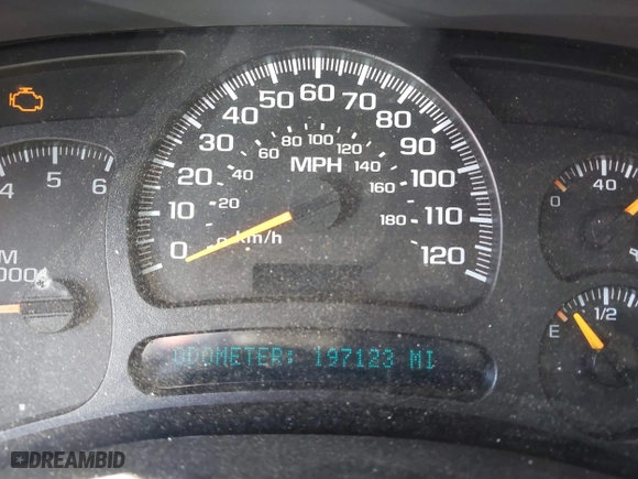 2005 Chevrolet Tahoe Z71 with VIN 1GNEK13T65R246136, listed as a IAAI auction lot 41535443 with 197,123 mi miles. Bid and sale history available at carsss.com. Image 7.