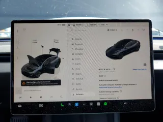 2025 Tesla Model 3 Long Range with VIN 5YJ3E1EA6SF908074, listed as a Copart auction lot 54786175 with 3,998 mi miles and Salvage title. Bid and sale history available at DreamBid. Image 9.