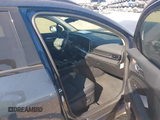2024 Kia Sportage SX-Prestige with VIN KNDPXCDG0R7124647, listed as a IAAI auction lot 41058974 with 16,436 mi miles and . Bid and sale history available at DreamBid. Image 5.
