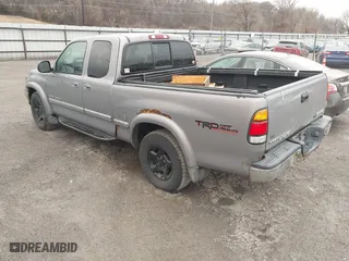 2001 Toyota Tundra Ltd with VIN 5TBBT48101S136463, listed as a IAAI auction lot 41768004 with 224,985 mi miles. Bid and sale history available at carsss.com. Image 3.