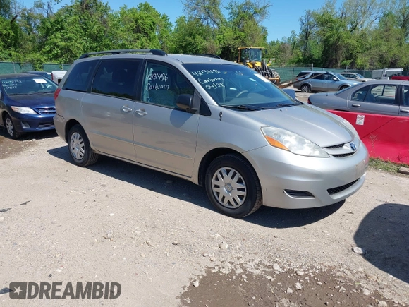 2006 Toyota Sienna CE with VIN 5TDZA23C86S581789, listed as a IAAI auction lot 42131496 with 140,252 mi miles. Bid and sale history available at carsss.com. Image 1.
