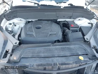 2020 Volvo XC90 Momentum with VIN YV4102PK5L1588674, listed as a IAAI auction lot 41381941 with 26 mi miles. Bid and sale history available at carsss.com. Image 10.