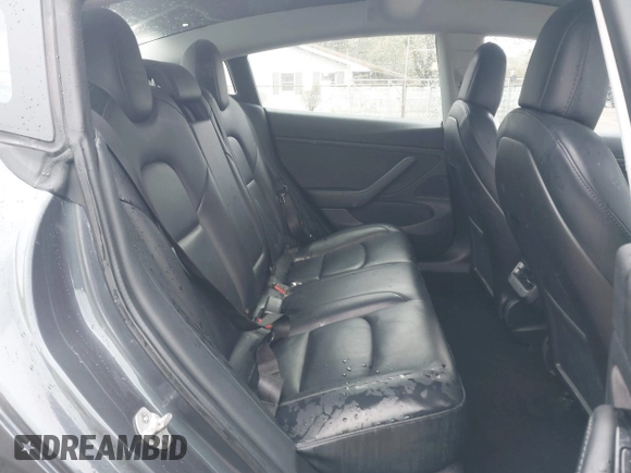 2020 Tesla Model 3 Performance z VIN 5YJ3E1EC9LF601713, wystawiony jako IAAI lot #41888617 z przebiegiem 70 517 mil mil oraz . Historia ofert i sprzedaży dostępna na DreamBid. Obrazek 8.