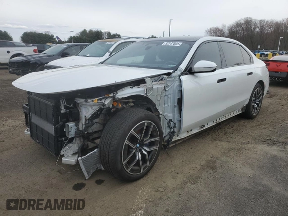 2024 BMW 7 Series 760i xDrive with VIN WBA33EJ00RCP82020, listed as a Copart auction lot 52147535 with 18,563 mi miles and Salvage Title. Bid and sale history available at carsss.com. Image 1.