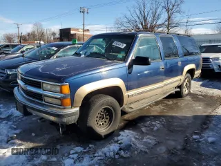1999 Chevrolet Suburban with VIN 1GNFK16R8XJ457747, listed as a Copart auction lot 45534875 with 242,130 mi miles and Salvage Title. Bid and sale history available at carsss.com. Image 1.