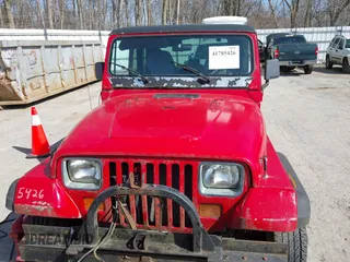 1994 Jeep Wrangler S with VIN 1J4FY19P6RP413984, listed as a IAAI auction lot 41785426 with 188,346 mi miles. Bid and sale history available at carsss.com. Image 6.