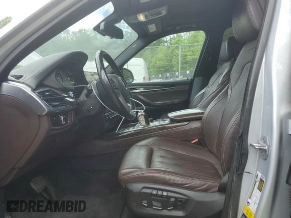 2017 BMW X5 xDrive50i with VIN 5UXKR6C53H0J84790, listed as a Copart auction lot 55818125 with 158,087 mi miles and Salvage title. Bid and sale history available at DreamBid. Image 7.