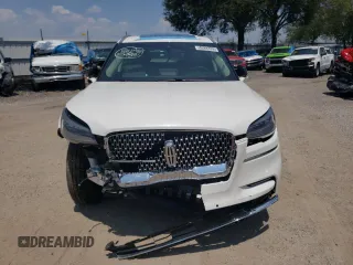 2023 Lincoln Aviator Reserve with VIN 5LM5J7WC9PGL14351, listed as a Copart auction lot 53533333 with 1,347 mi miles and Non repairable. Bid and sale history available at DreamBid. Image 5.
