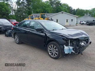 2017 Toyota Camry XLE z VIN 4T1BF1FK8HU737047, wystawiony jako IAAI lot #42291225 z przebiegiem 71 322 mil mil oraz . Historia ofert i sprzedaży dostępna na DreamBid. Obrazek 1.