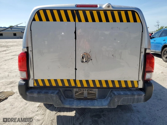 2020 Toyota Tacoma 2WD SR with VIN 5TFRX5GN4LX167393, listed as a Copart auction lot 50627375 with 117,107 mi miles and Clean Title. Bid and sale history available at carsss.com. Image 6.