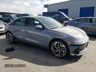 2023 Hyundai Ioniq 6 Limited z VIN KMHM54AAXPA035419, wystawiony jako Copart lot #56145494 z przebiegiem 8175 mil mil oraz Szkoda całkowita • Salvage title. Historia ofert i sprzedaży dostępna na DreamBid. Obrazek 4.