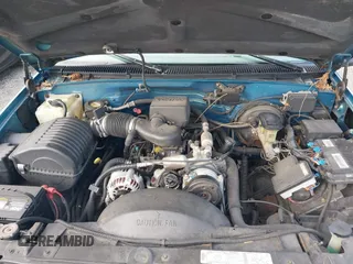 1997 Chevrolet Silverado 1500 with VIN 2GCEK19R2V1262153, listed as a IAAI auction lot 41752380 with 151,375 mi miles and . Bid and sale history available at DreamBid. Image 10.