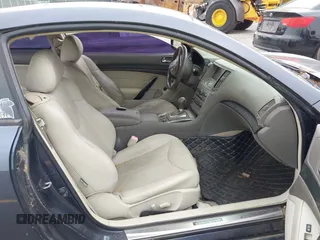 2011 Infiniti G37 Coupe x with VIN JN1CV6EL2BM263531, listed as a IAAI auction lot 42107235 with 146,959 mi miles. Bid and sale history available at carsss.com. Image 5.