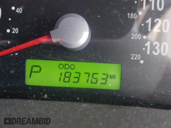2008 Kia Sedona LX with VIN KNDMB233186264043, listed as a IAAI auction lot 41462661 with 183,763 mi miles. Bid and sale history available at carsss.com. Image 16.