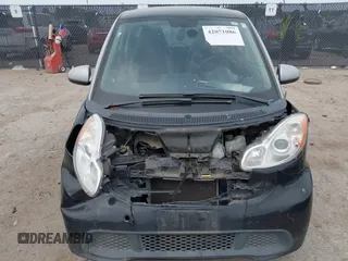 2013 Smart fortwo Pure with VIN WMEEJ3BA5DK620493, listed as a IAAI auction lot 42071086 with 85,883 mi miles and . Bid and sale history available at DreamBid. Image 13.