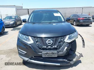 2017 Nissan Rogue S z VIN JN8AT2MT7HW381998, wystawiony jako IAAI lot #42384384 z przebiegiem 109 842 mil mil oraz . Historia ofert i sprzedaży dostępna na DreamBid. Obrazek 12.