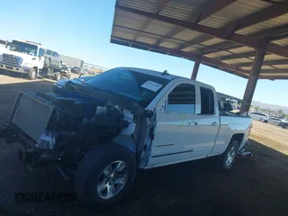 2015 Chevrolet Silverado 1500 LT with VIN 1GCRCREC6FZ423241, listed as a IAAI auction lot 40707309 with 114,778 mi miles. Bid and sale history available at carsss.com. Image 15.