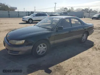 1996 Lexus ES 300 with VIN JT8BF12G6T0159907, listed as a Copart auction lot 45087525 with 259,414 mi miles and Salvage Title. Bid and sale history available at carsss.com. Image 1.