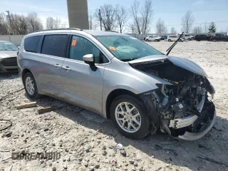 2021 Chrysler Voyager LXi z VIN 2C4RC1DG0MR537880, wystawiony jako Copart lot #52865575 z przebiegiem 82 492 mil mil oraz Nie do naprawy • Non repairable. Historia ofert i sprzedaży dostępna na DreamBid. Obrazek 4.