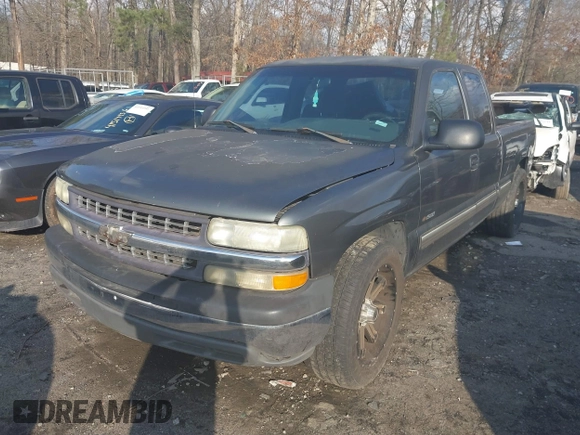 2002 Chevrolet Silverado 1500 LS with VIN 1GCEC19V72Z269533, listed as a IAAI auction lot 41495089 with 261,180 mi miles and . Bid and sale history available at DreamBid. Image 2.