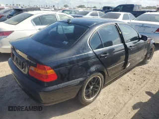 2005 BMW 3 Series 330i with VIN WBAEV53405KM42000, listed as a Copart auction lot 80365134 with 210,425 mi miles and Non Repairable. Bid and sale history available at carsss.com. Image 3.