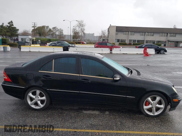 2004 Mercedes-Benz C 230 Kompressor with VIN WDBRF40J74F544454, listed as a IAAI auction lot 41567152 with 193,033 mi miles and . Bid and sale history available at DreamBid. Image 13.