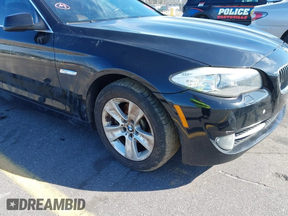 2012 BMW 5 Series 528i with VIN WBAXG5C53CDW66455, listed as a IAAI auction lot 41749708 with 178,595 mi miles. Bid and sale history available at carsss.com. Image 13.