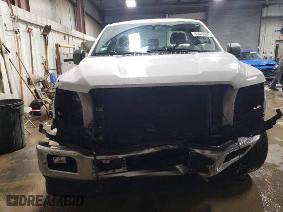 2019 Ford F-150 XL z VIN 1FTMF1C54KKD08521, wystawiony jako Copart lot #83483684 z przebiegiem 119 021 mil mil oraz Szkoda całkowita • Salvage title. Historia ofert i sprzedaży dostępna na DreamBid. Obrazek 5.