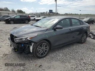 2024 Kia Forte GT-Line with VIN 3KPF54AD2RE784903, listed as a Copart auction lot 47818915 with 10,648 mi miles and Salvage Title. Bid and sale history available at carsss.com. Image 1.