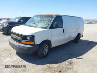 2008 Chevrolet Express Cargo Van with VIN 1GCGG25C381184266, listed as a IAAI auction lot 41833807 with 472,299 mi miles. Bid and sale history available at carsss.com. Image 17.