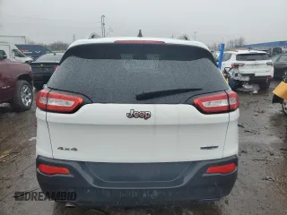 2014 Jeep Cherokee Altitude with VIN 1C4PJMCB6EW128067, listed as a Copart auction lot 46905285 with 117,585 mi miles and Clean Title. Bid and sale history available at DreamBid. Image 6.