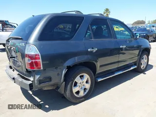 2005 Acura MDX with VIN 2HNYD18265H557415, listed as a IAAI auction lot 40155100 with 175,767 mi miles. Bid and sale history available at carsss.com. Image 4.