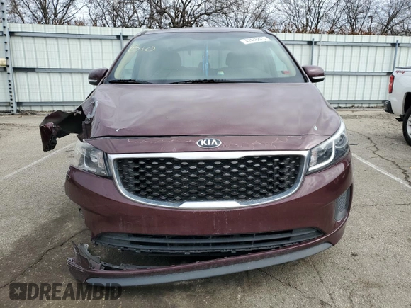 2017 Kia Sedona LX with VIN KNDMB5C16H6226582, listed as a Copart auction lot 47476845 with 163,479 mi miles and Salvage Title. Bid and sale history available at carsss.com. Image 5.
