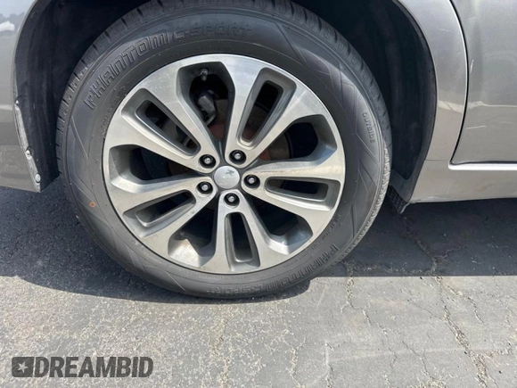 2014 Kia Sorento SX with VIN 5XYKW4A75EG548765, listed as a Copart auction lot 51165275 with 111,599 mi miles and Clean Title. Bid and sale history available at carsss.com. Image 18.