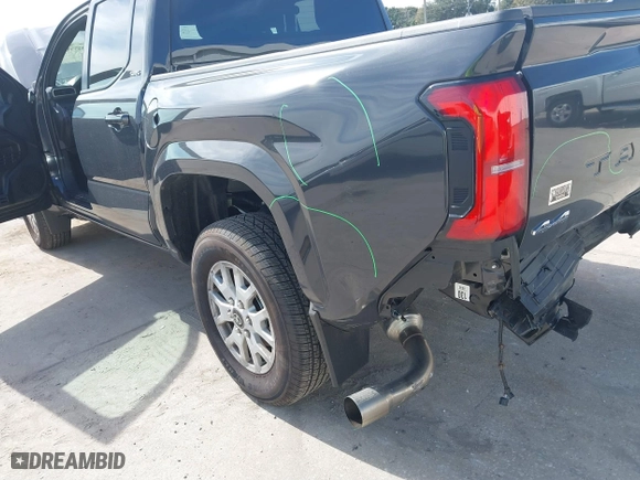 2024 Toyota Tacoma 4WD SR5 with VIN 3TMLB5JN5RM052698, listed as a IAAI auction lot 41427313 with 9,624 mi miles. Bid and sale history available at carsss.com. Image 6.