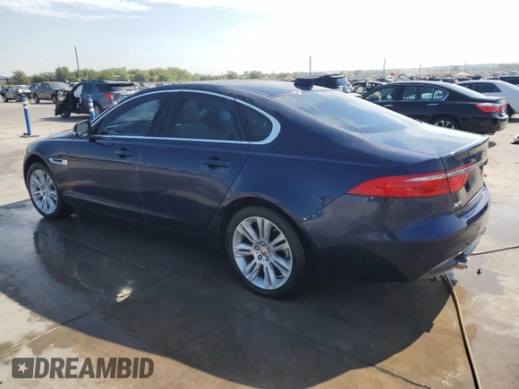 2016 Jaguar XF 35t Premium z VIN SAJBD4BV9GCY24246, wystawiony jako Copart lot #64367854 z przebiegiem 57 253 mil mil oraz Czysty tytuł • Clean title. Historia ofert i sprzedaży dostępna na DreamBid. Obrazek 2.