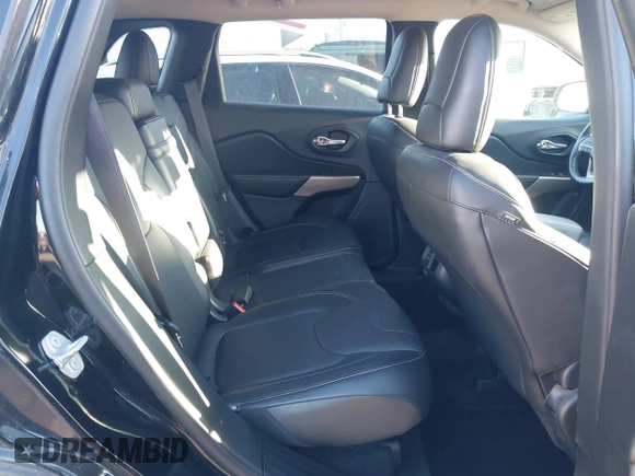 2018 Jeep Cherokee Limited с VIN 1C4PJLDB2JD620416, выставлен на аукционе IAAI как лот 41818047 с пробегом 68 461 миль миль и . История ставок и продаж доступна на DreamBid. Изображение 8.