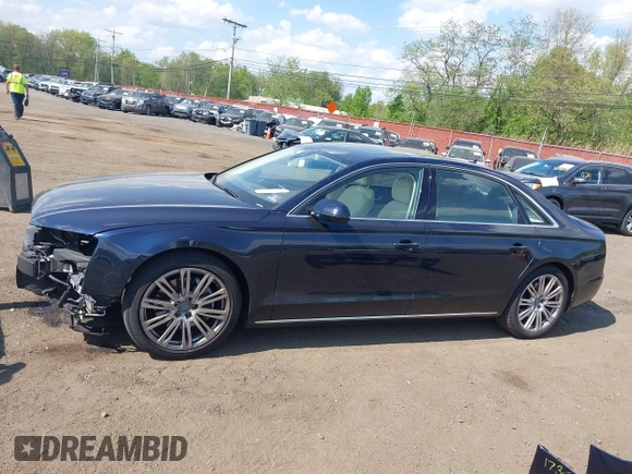 2014 Audi A8 3.0T z VIN WAURGAFD7EN005979, wystawiony jako IAAI lot #42169900 z przebiegiem 126 523 mil mil oraz . Historia ofert i sprzedaży dostępna na DreamBid. Obrazek 14.