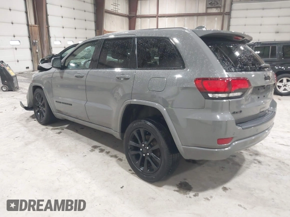 2020 Jeep Grand Cherokee Altitude with VIN 1C4RJFAG7LC137913, listed as a IAAI auction lot 41655158 with 51,131 mi miles. Bid and sale history available at carsss.com. Image 3.