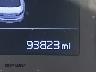 2019 Kia Cadenza Technology with VIN KNALC4J19K5171500, listed as a IAAI auction lot 41420658 with 93,823 mi miles. Bid and sale history available at carsss.com. Image 7.