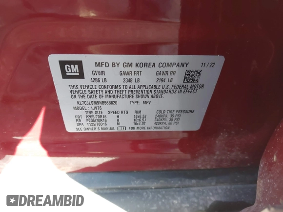 2022 Chevrolet Trax LT with VIN KL7CJLSM9NB568820, listed as a IAAI auction lot 41757713 with 35,243 mi miles. Bid and sale history available at carsss.com. Image 9.