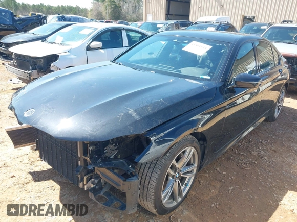 2019 BMW 7 Series 740i xDrive with VIN WBA7E4C57KGV70521, listed as a IAAI auction lot 41881538 with 114,480 mi miles and . Bid and sale history available at DreamBid. Image 18.