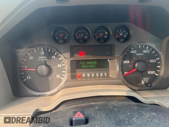 2010 Ford F-250 XL with VIN 1FTNF2B58AEB41220, listed as a Copart auction lot 62261645 with 137,000 mi miles and Clean title. Bid and sale history available at DreamBid. Image 8.